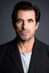 Claes Bang