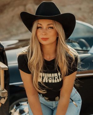 Courtney Paige