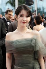 IU